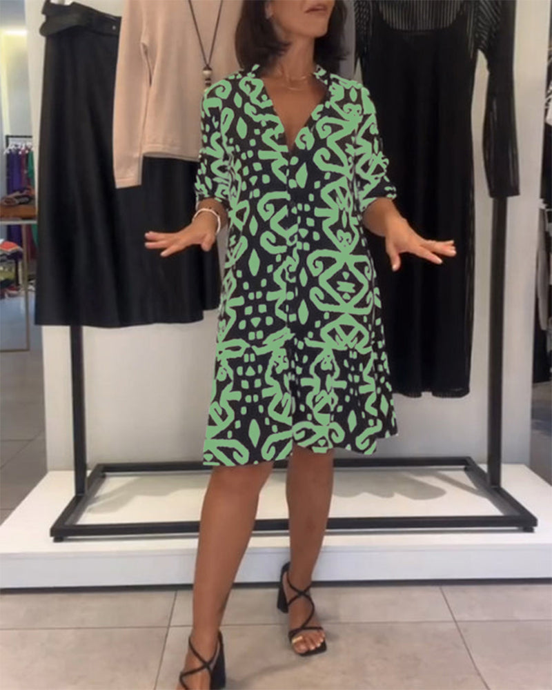 Kleid V-Ausschnitt elegant bedruckt