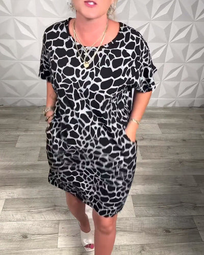 Lässiges Kleid mit Rundhalsausschnitt und Print