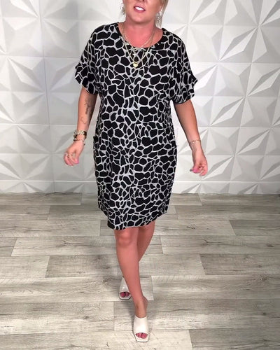 Lässiges Kleid mit Rundhalsausschnitt und Print